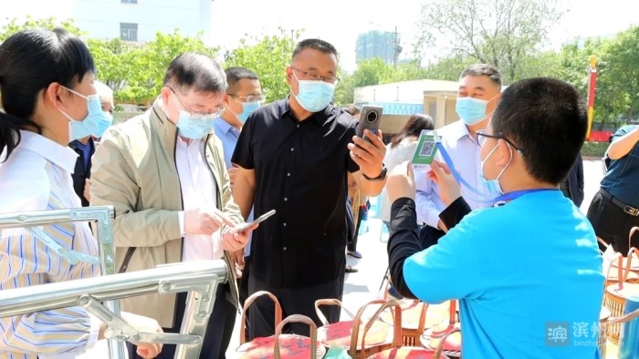 濱州市全國助殘日 殘疾人就業(yè)幫扶與社區(qū)微工廠揭牌啟動健康服務(wù)